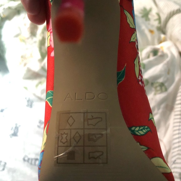 ALDO floral design stiletto heels - Picture 4 of 4